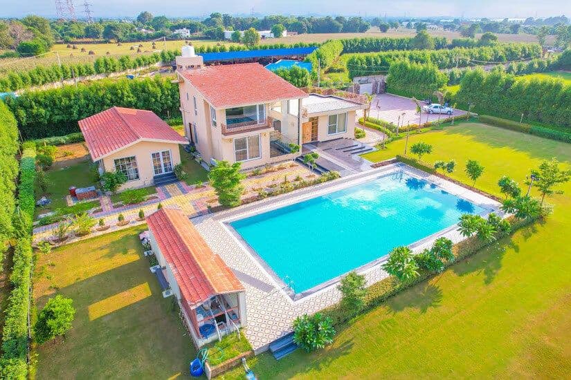 The Kohinoor Farm- 4BHK Farm with Pool in Gurgoan
