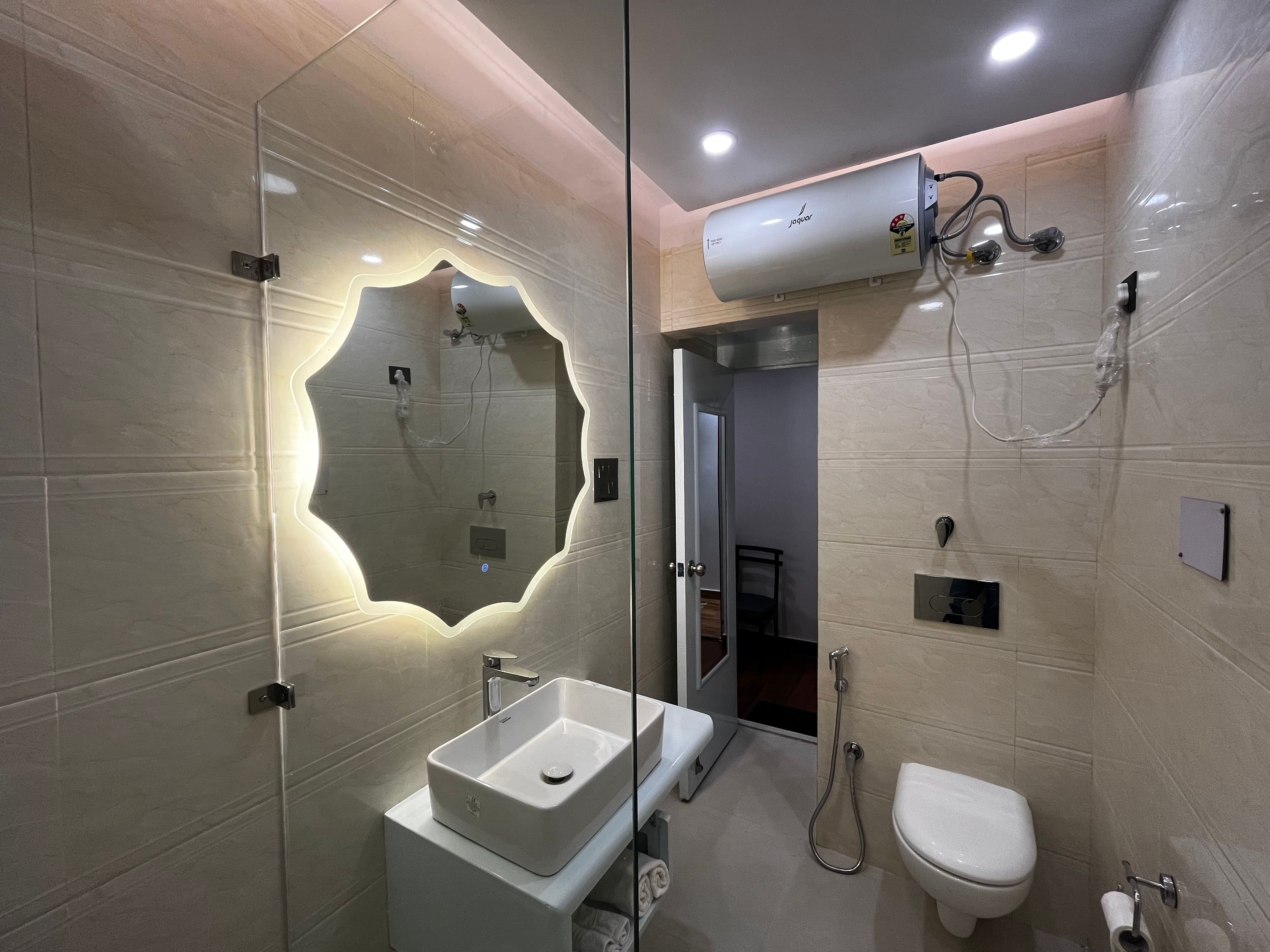 The Warrick Luxe Homestay, 5 Mins Mall Road Shimla 4