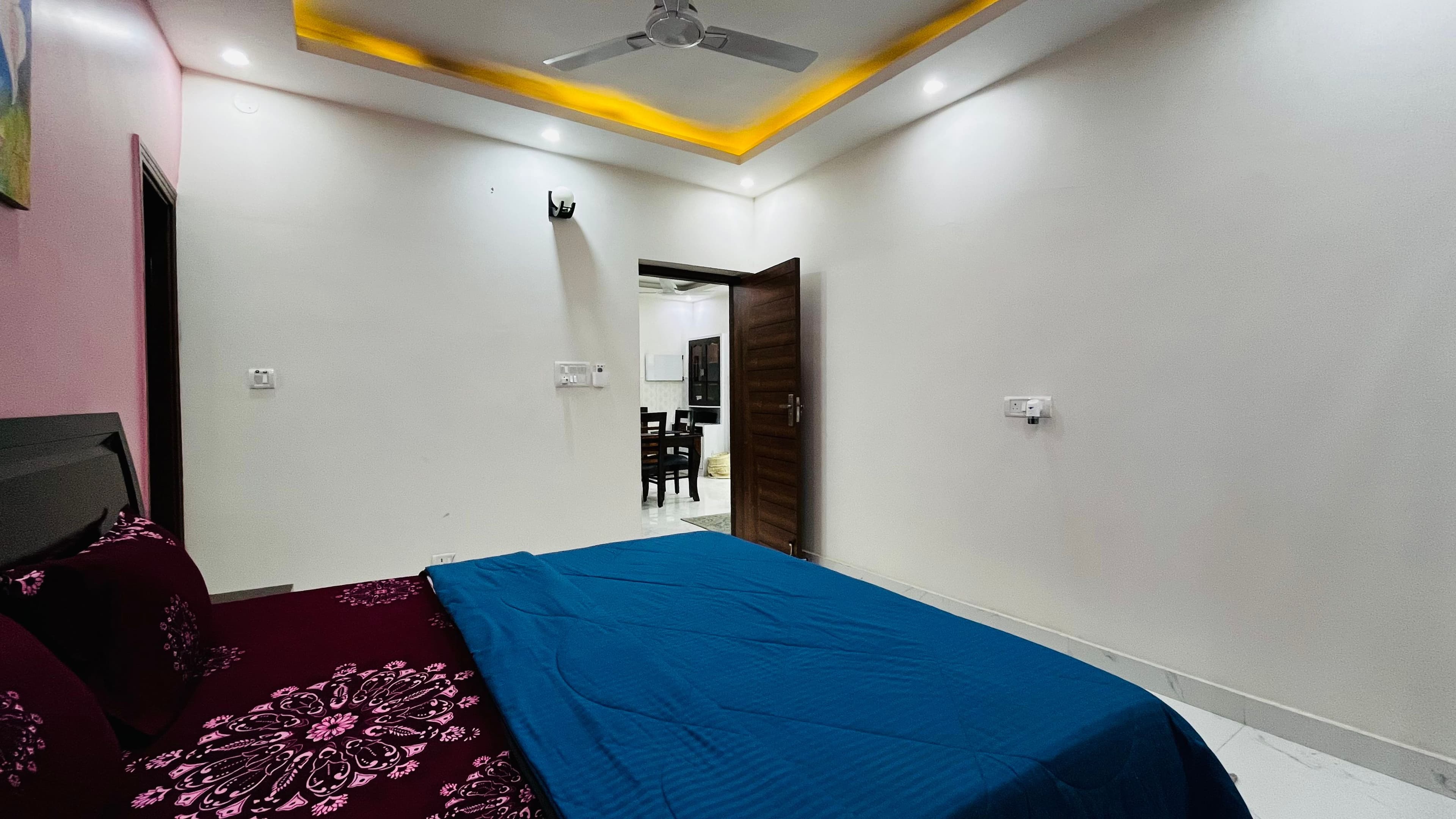 AHAM PREMA | Luxe 3 BR Stay 15 min from Airport 3