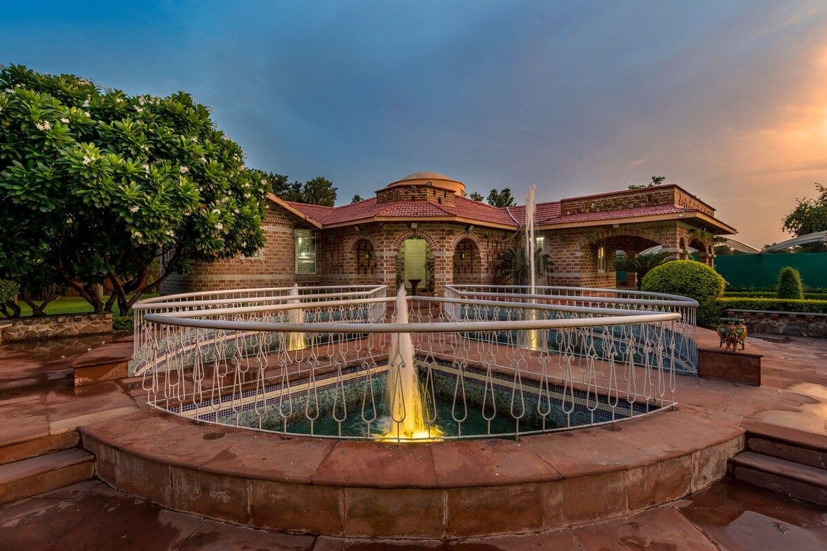 Orchard Farm Pet-Friendly 5BR Pool Villa w/Jacuzzi 4