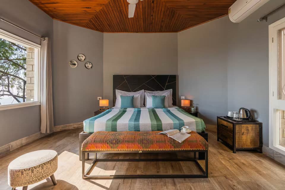 Serene By Sunkissed Villa, 7-Bedroom Luxury Villa with Game Den 4