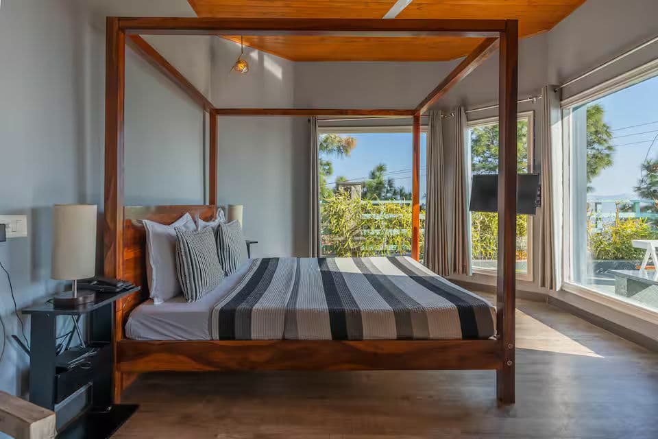 Serene By Sunkissed Villa, 7-Bedroom Luxury Villa with Game Den 5