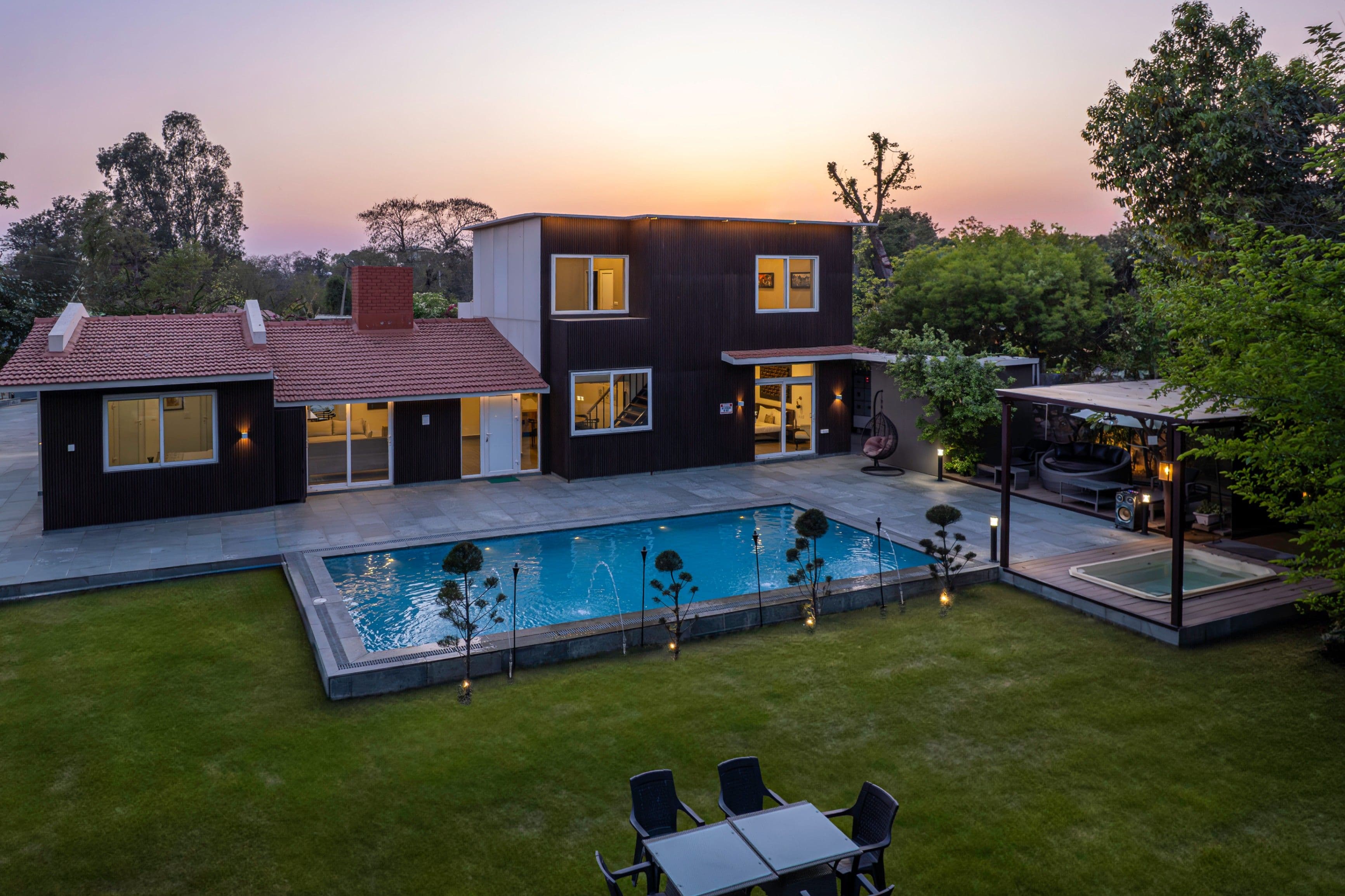 Mulberry Farms - Luxe Farmstay w/Pool + Jacuzzi 2