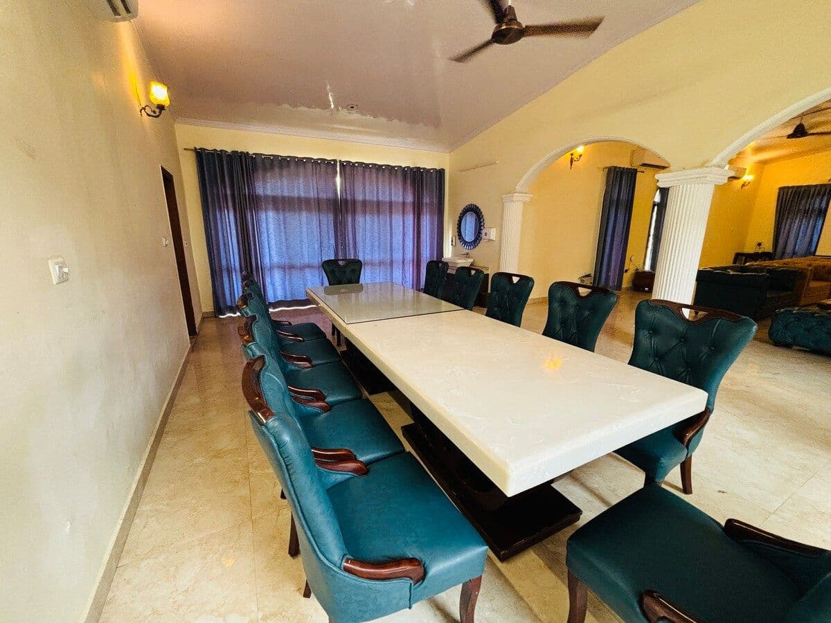 Evergreen woods Farm with pvt. pool in Gurugram 5