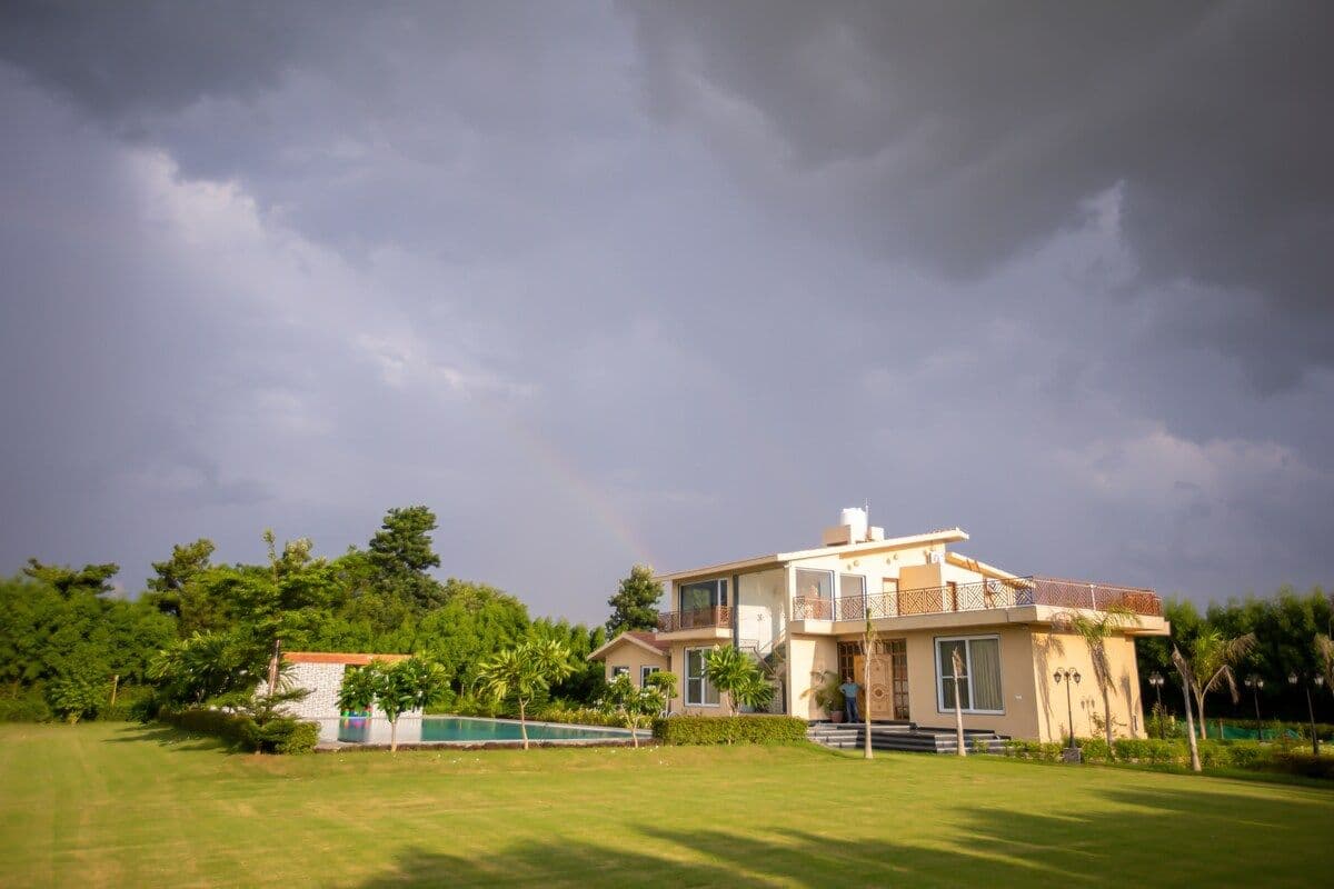 The Kohinoor Farm- 4BHK Farm with Pool in Gurgoan
