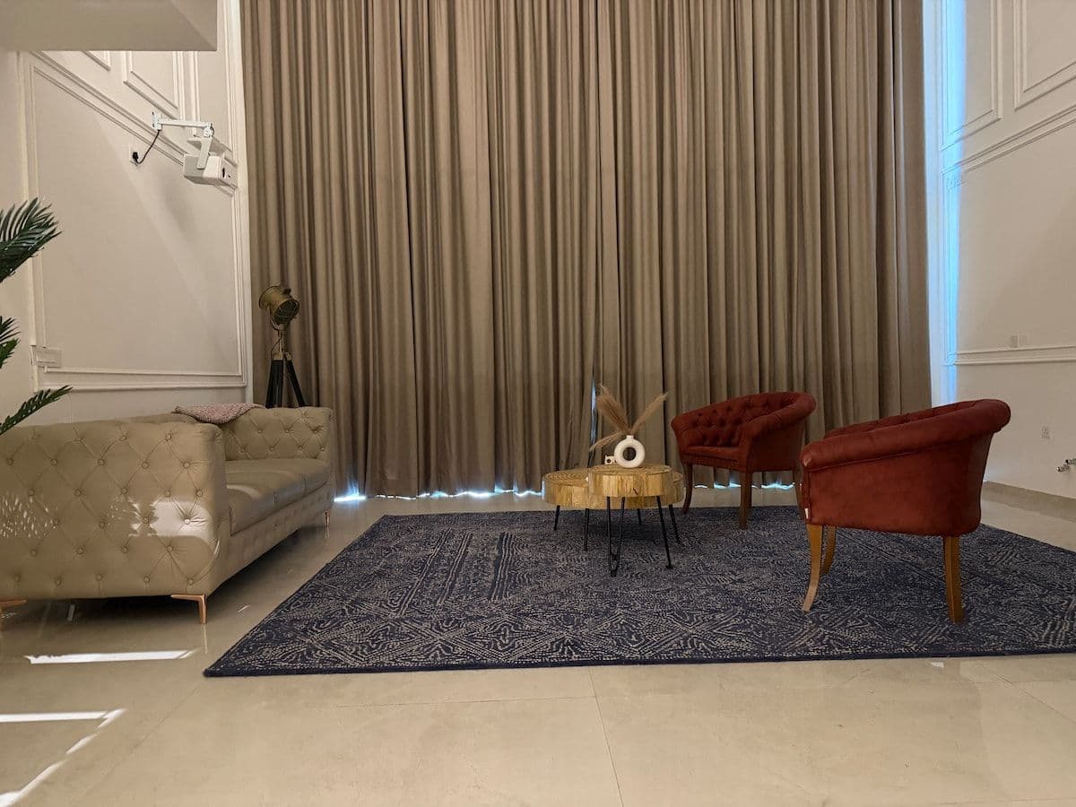 Luxury Duplex Loft | Jacuzzi • Projector • Balcony