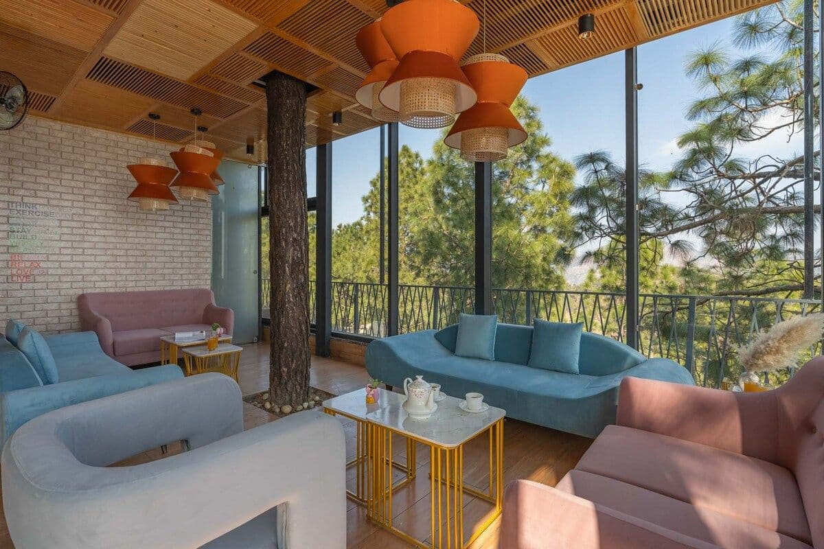 Serene By Sunkissed Villa, 7-Bedroom Luxury Villa with Game Den 4